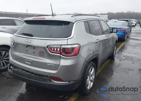 2019 Jeep Compass Latitude Fwd z USA, uszkodzony, nr VIN 3C4NJCBB8KT855053
